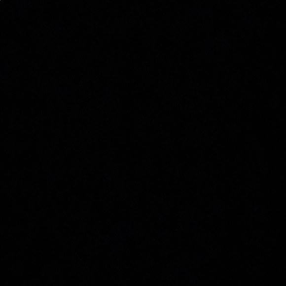 Meet your Posher, Alexia - Picture 1 of 1